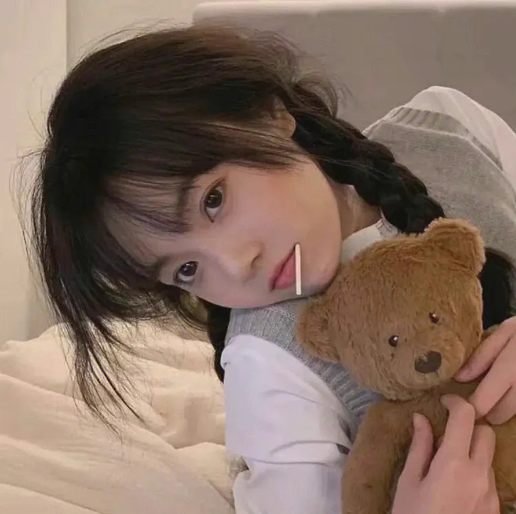 红色尾翼